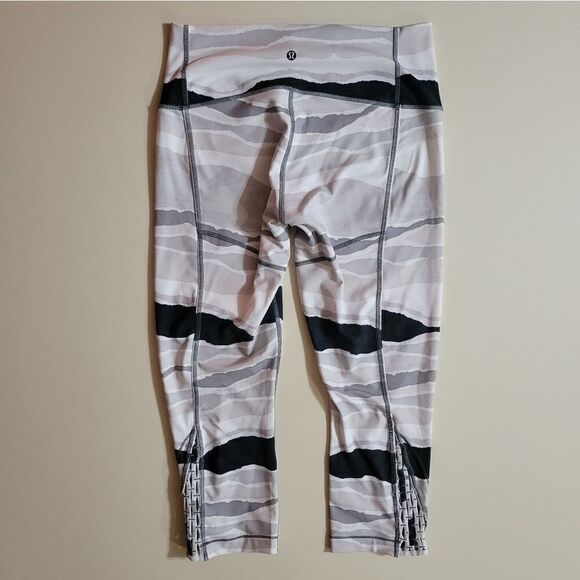 Lululemon Athletica True Self Crop Bleacher Yoga Legging - Picture 13 of 15